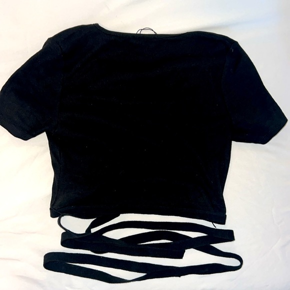 Black crop top | size: small - Picture 2 of 2